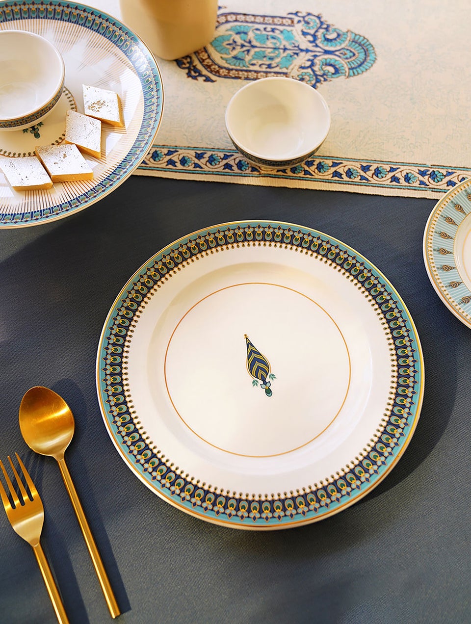 Art deco dinner plates discount