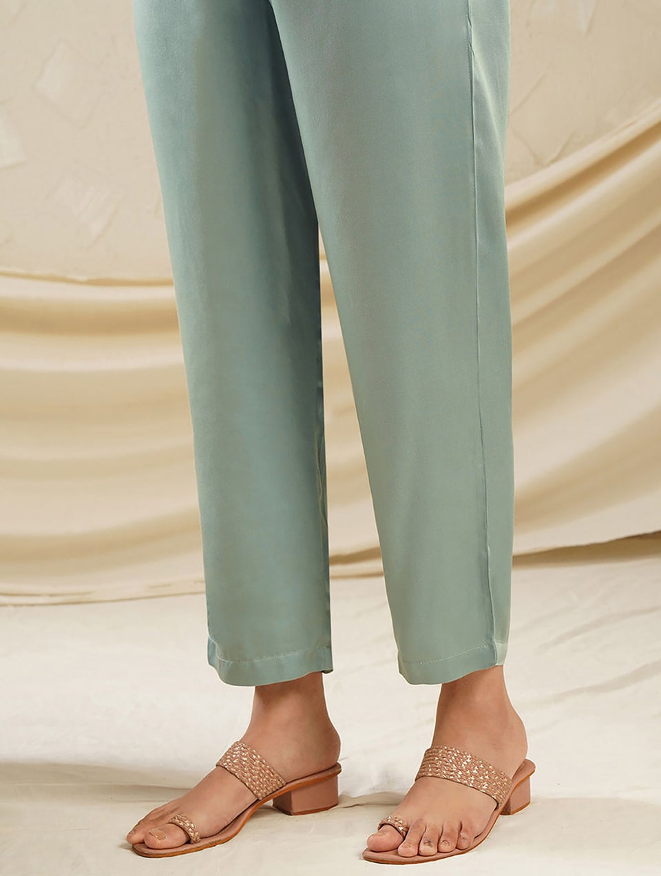 Women Teal Blue Modal Solid Ankle Length Straight Fit Pant