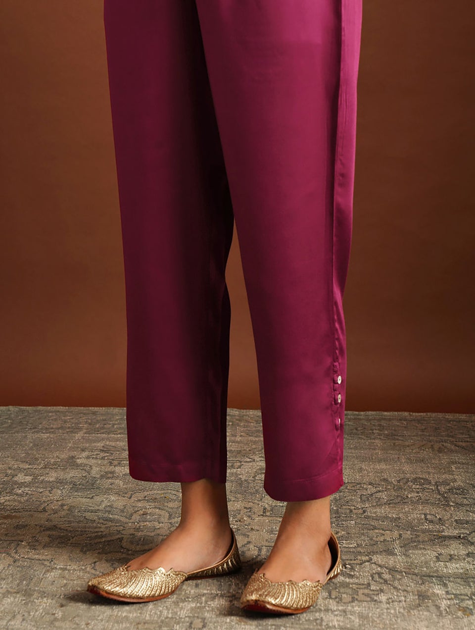 Women Red Modal Solid Ankle Length Regular Fit Pant