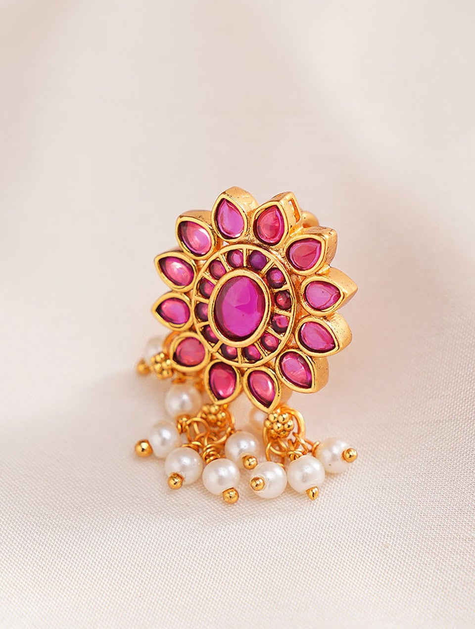 Women Gold Tone Juda Pin