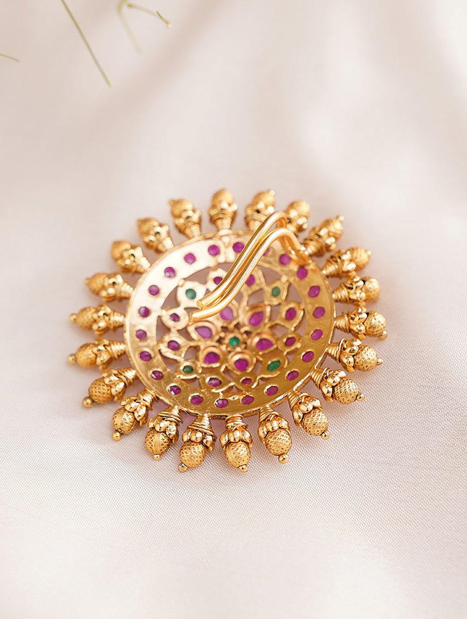 Women Gold Tone Juda Pin