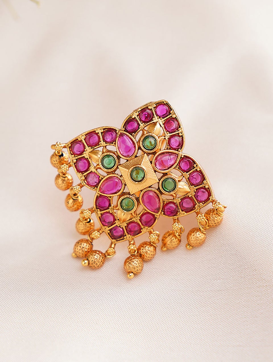 Women Gold Tone Juda Pin