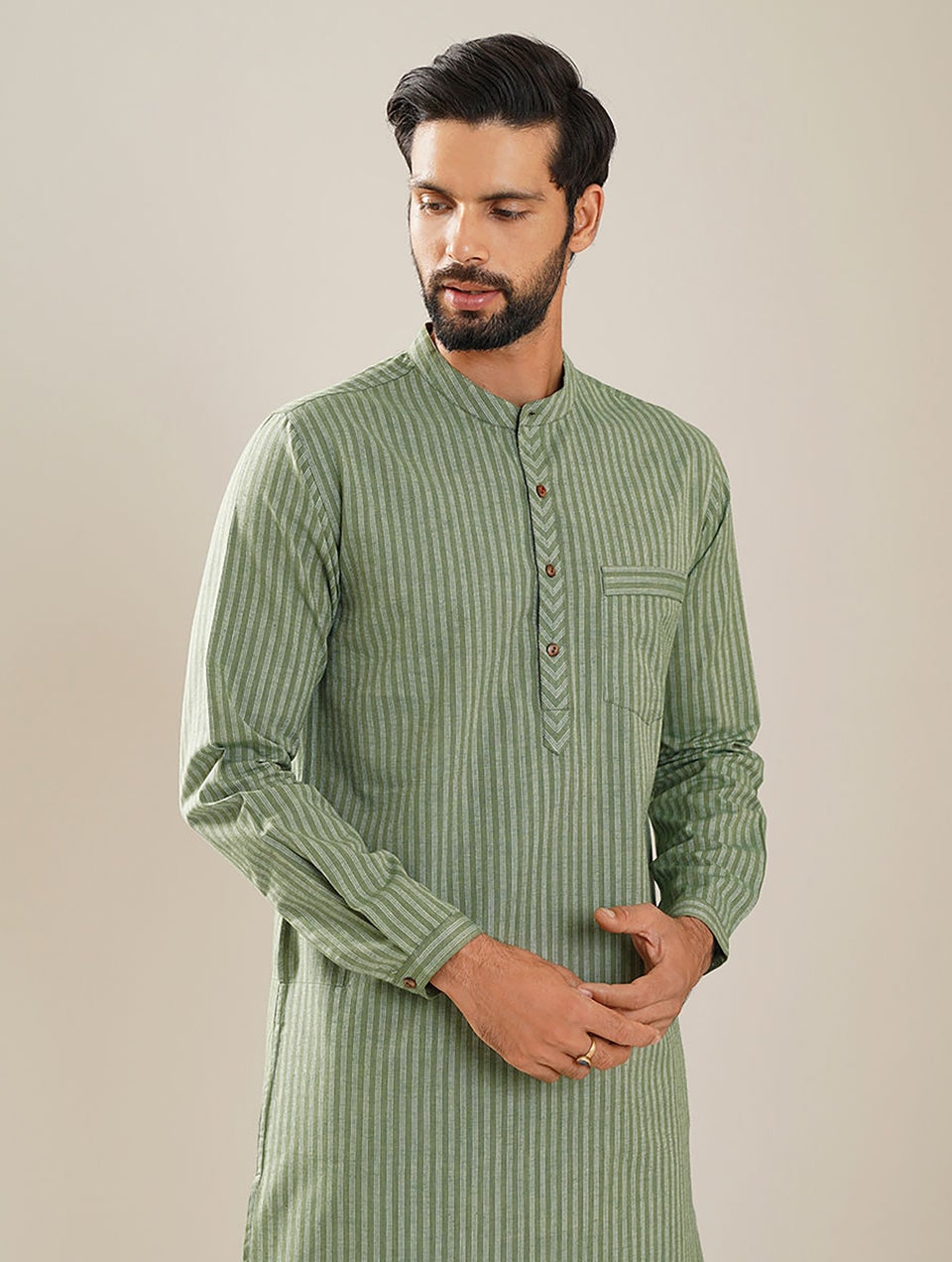 Men Olive Green Cotton Mandarin Collar Regular Fit Kurta