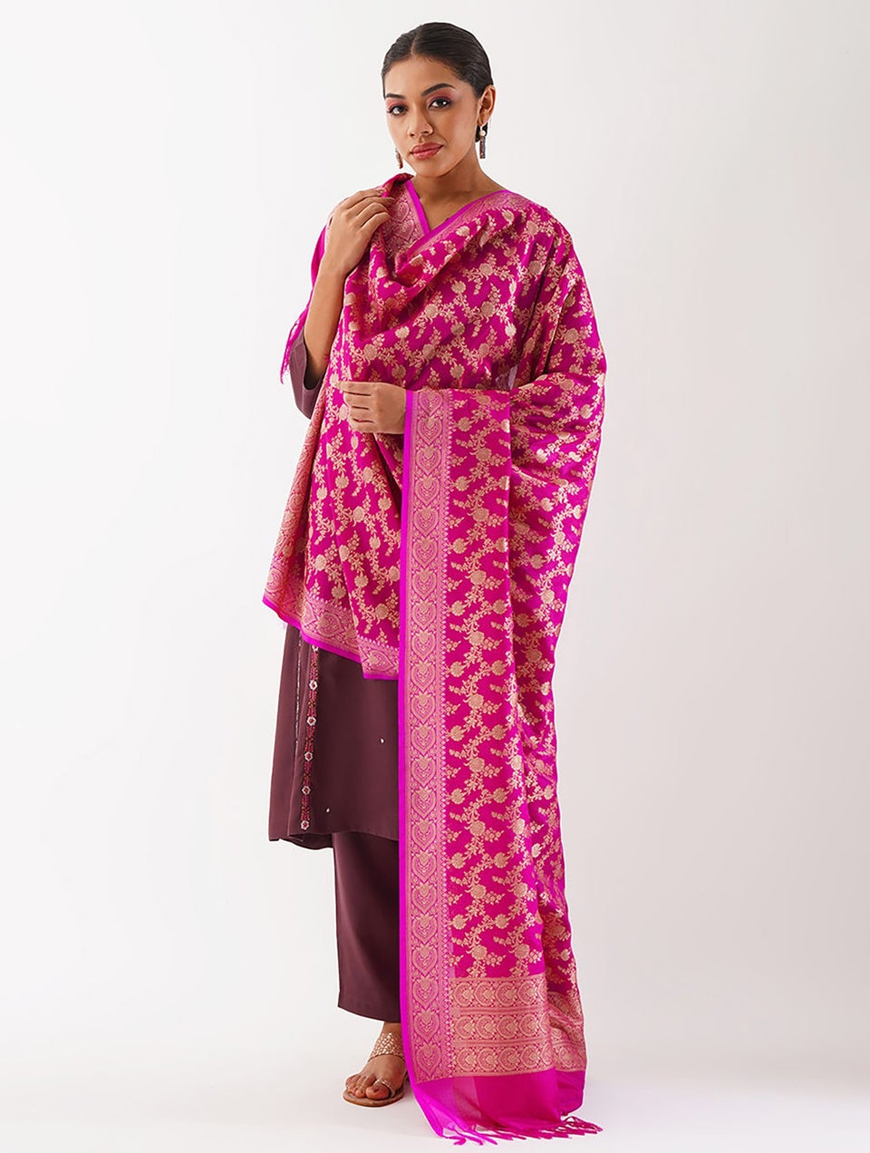 Women Pink Handwoven Benarasi Silk Dupatta