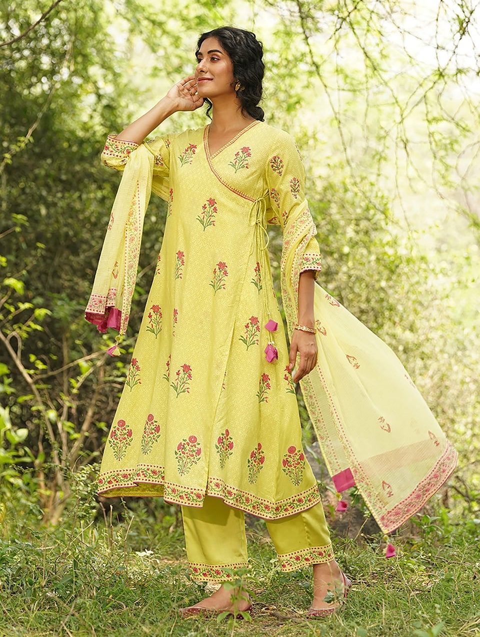 Women Lime Green Viscose Block Print V Neck Loose Fit Kurta