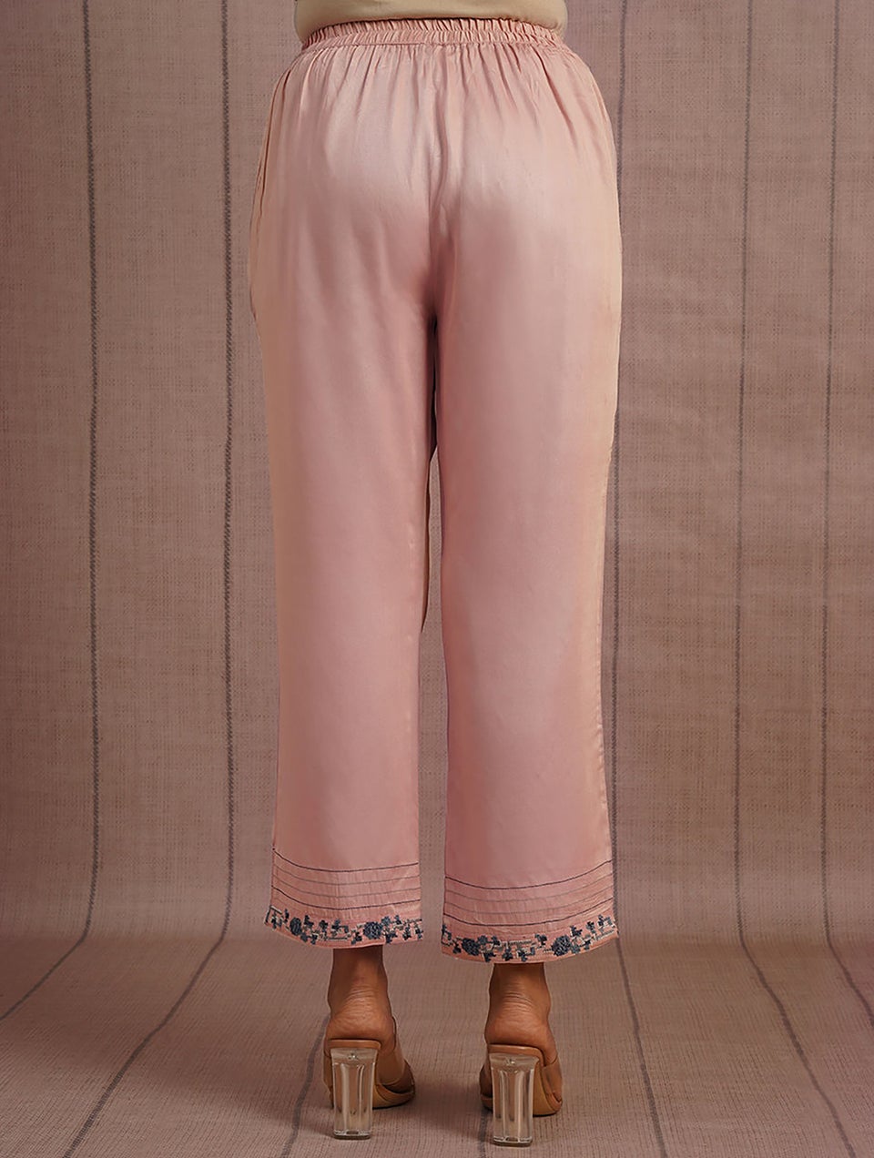 Women Pink Modal Printed Ankle Length Regular Fit Pant