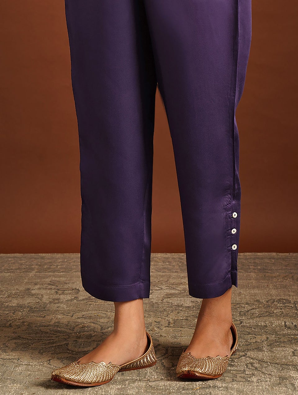 Women Purple Modal Solid Ankle Length Regular Fit Pant - XS