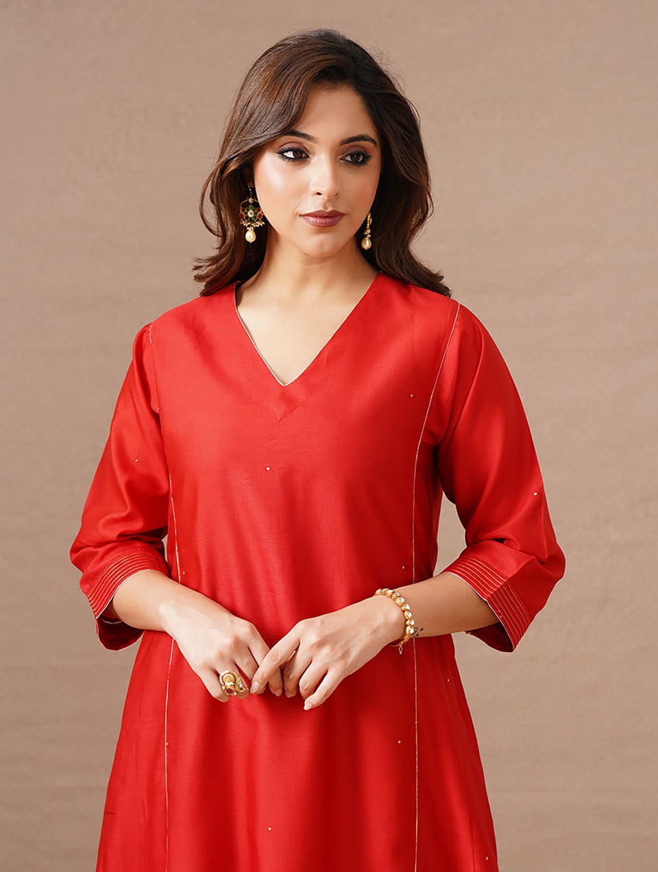 Women Red Silk Cotton Kurta With Zari