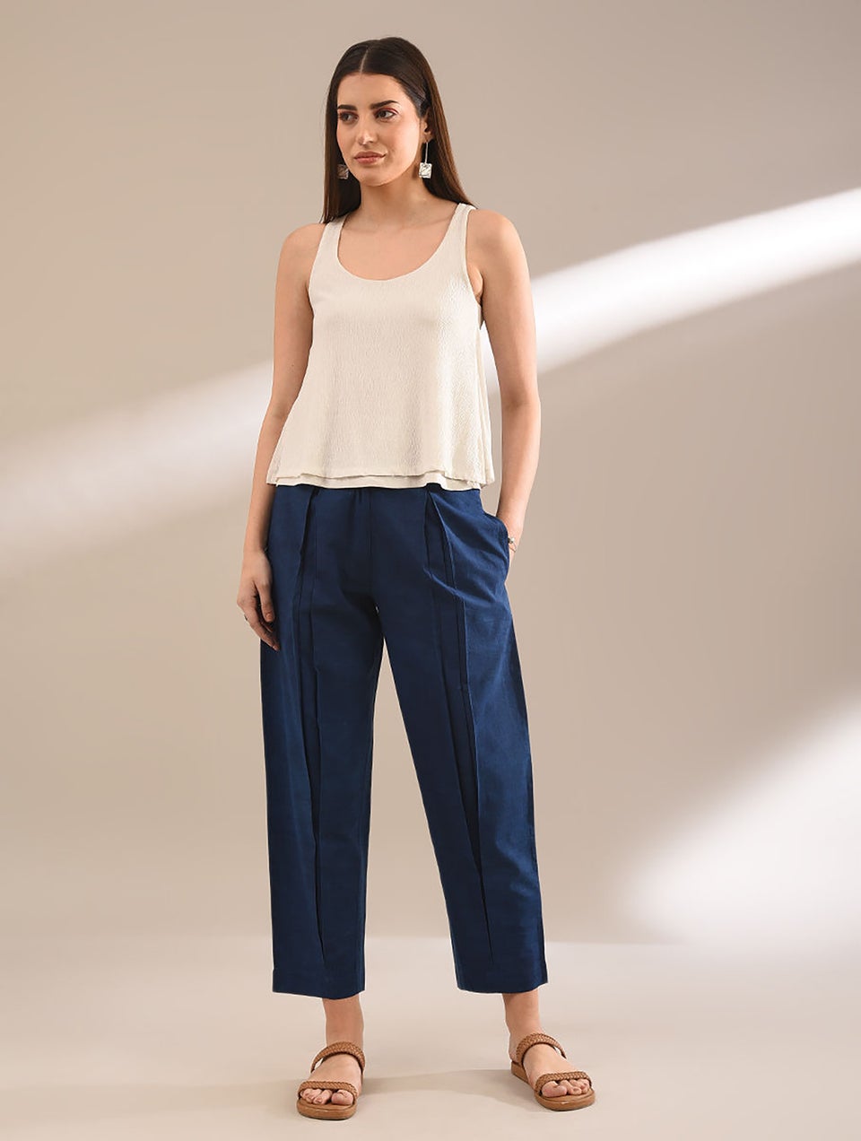 Women Indigo Blue Cotton Dyed Ankle Length Regular Fit Pant - XS