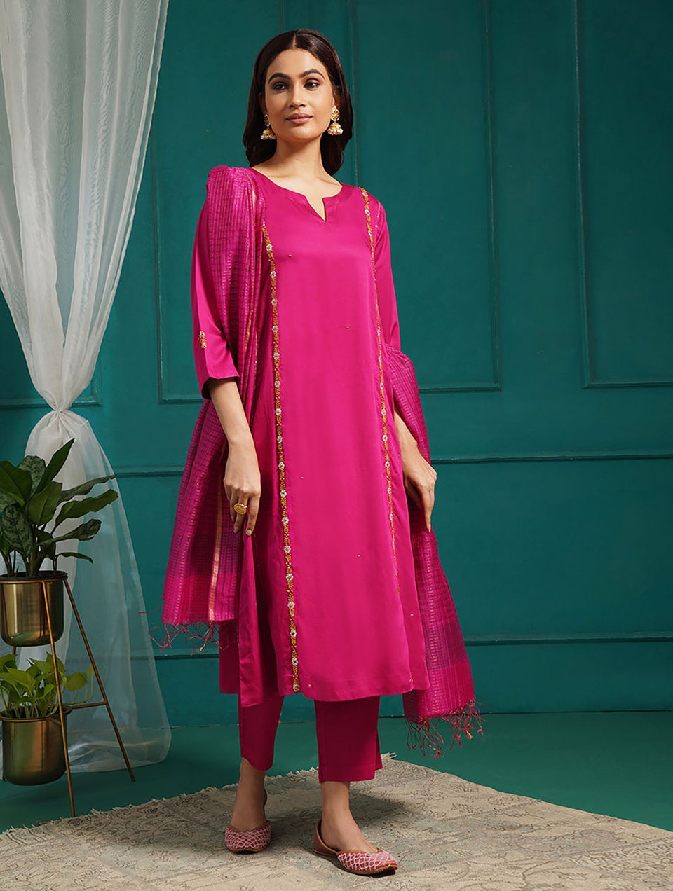 Women Pink Modal Embroidered Round Neck Straight Kurta With Pant - S