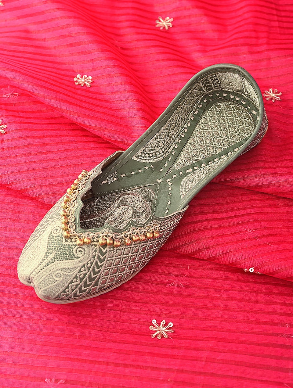 Women Olive Green Handcrafted Leather Juttis with Ghungroo and Zari Work