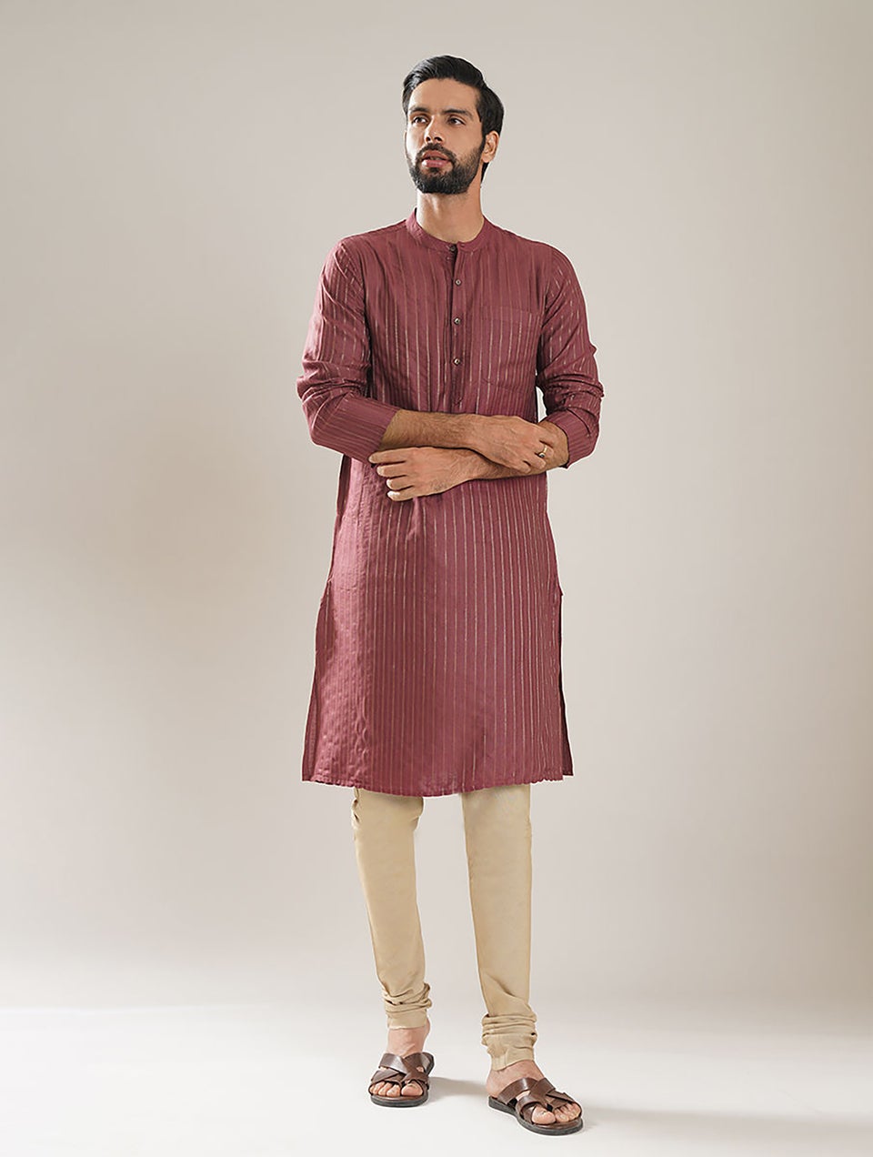 Men Maroon Red Silk Viscose Mandarin Collar Regular Fit Kurta - 38