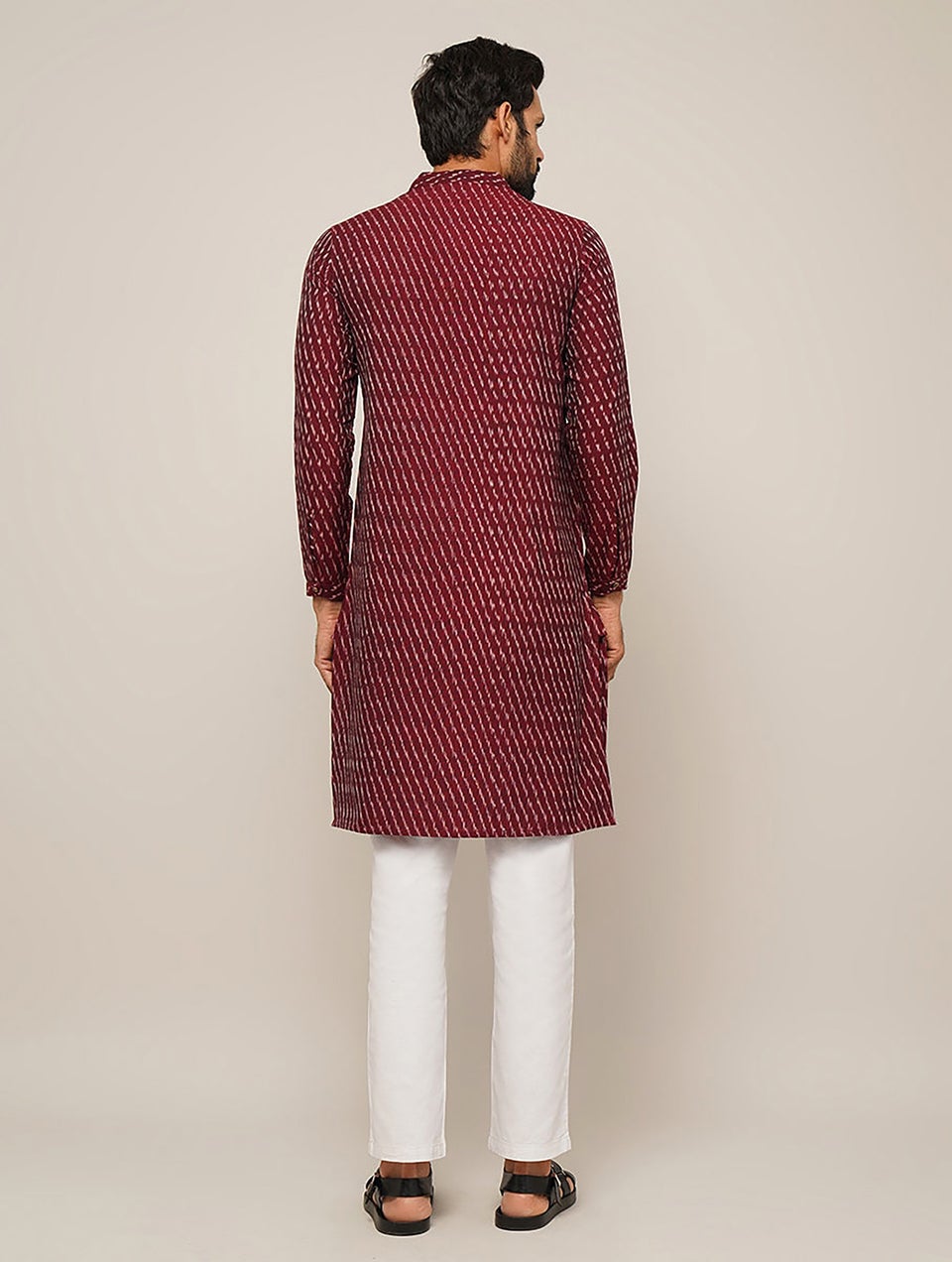 Men Maroon Red Cotton Ikat Mandarin Collar Regular Fit Kurta - 38