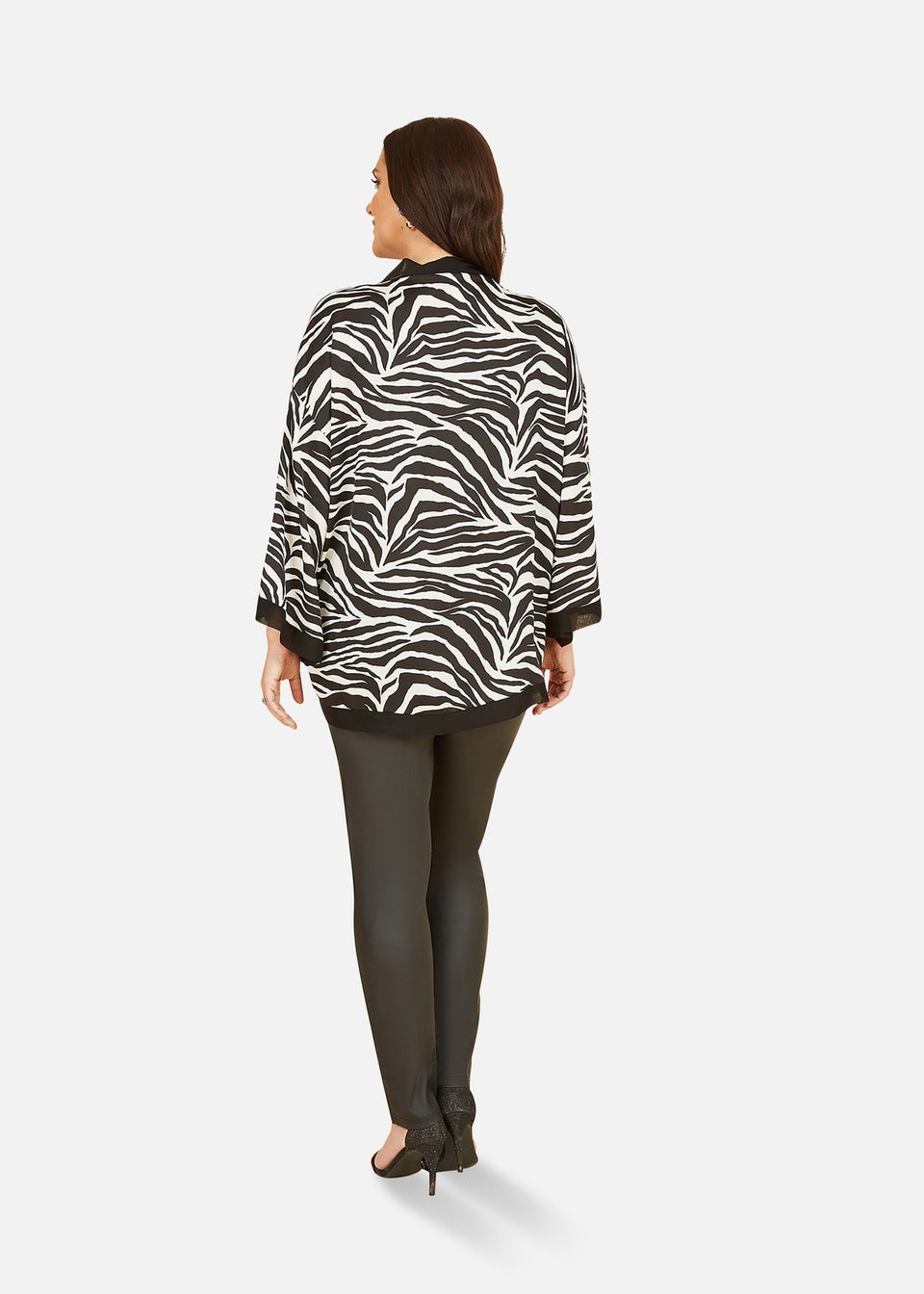 Mela Curve Zebra Print Satin Kimono