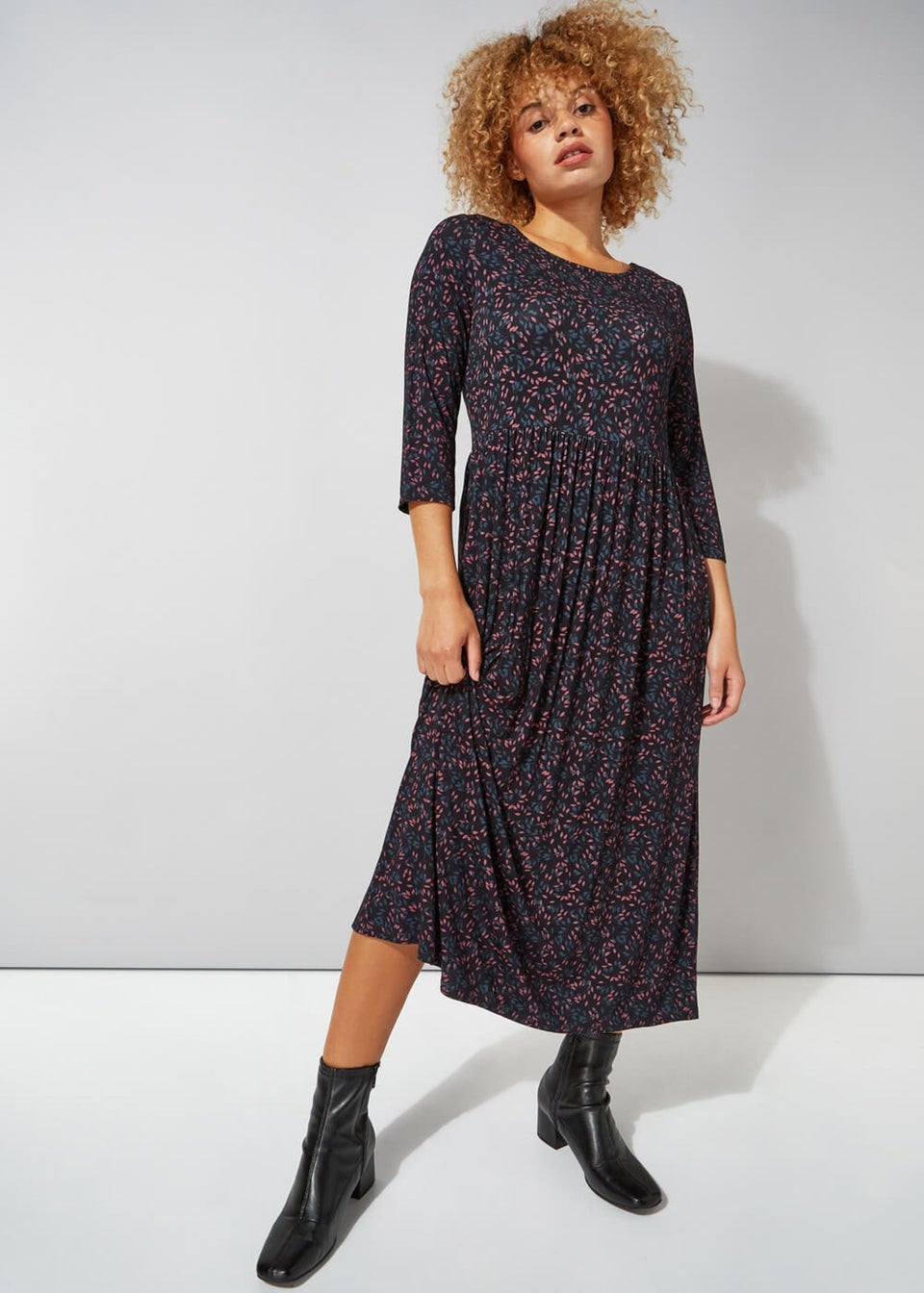 Roman Black Ditsy Print 3/4 Sleeve Midi Dress