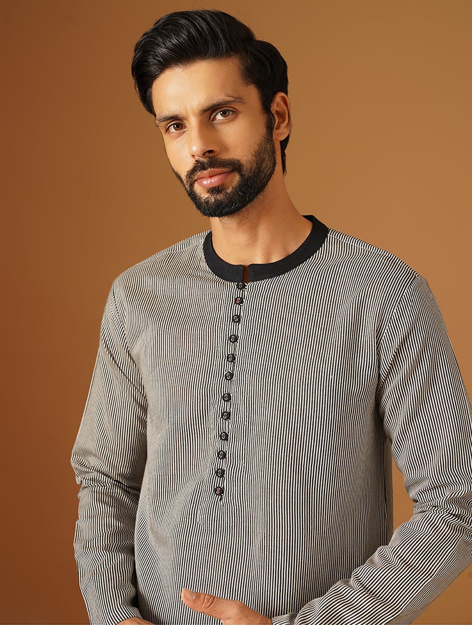Men Black Silk Viscose Round Neck Regular Fit Kurta