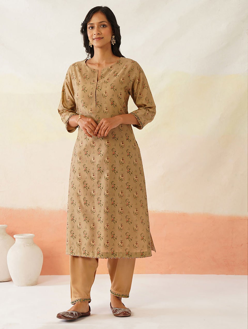 Women Multicolour Cotton Silk Printed Round Neck Straight Fit Kurta - XS
