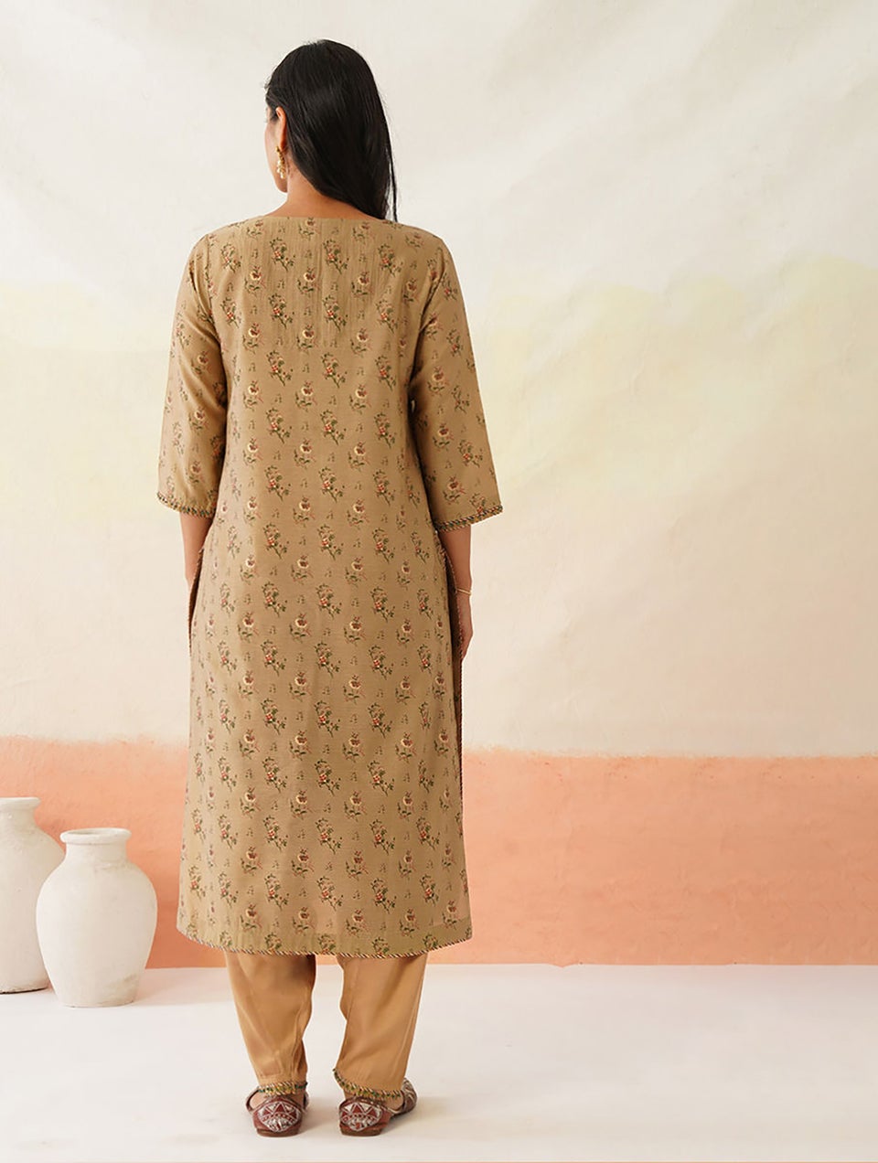 Women Multicolour Cotton Silk Printed Round Neck Straight Fit Kurta - XS