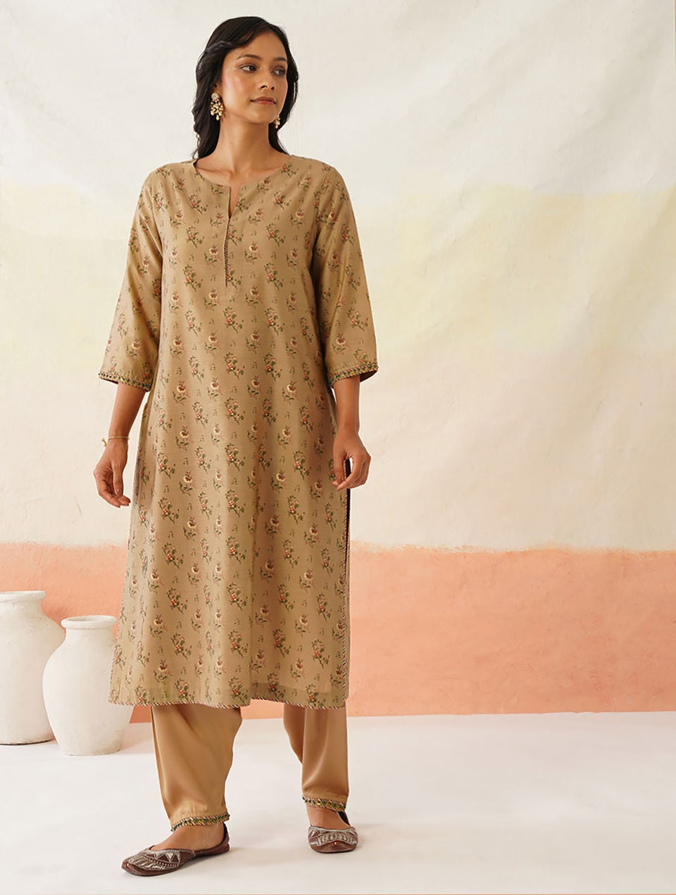 Women Multicolour Cotton Silk Printed Round Neck Straight Fit Kurta - XS
