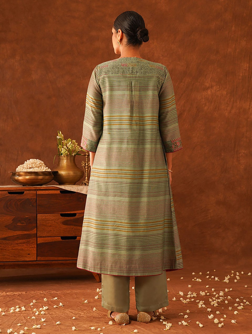 Women Green Cotton Silk Round Neck A Line Kurta And Slip - XS