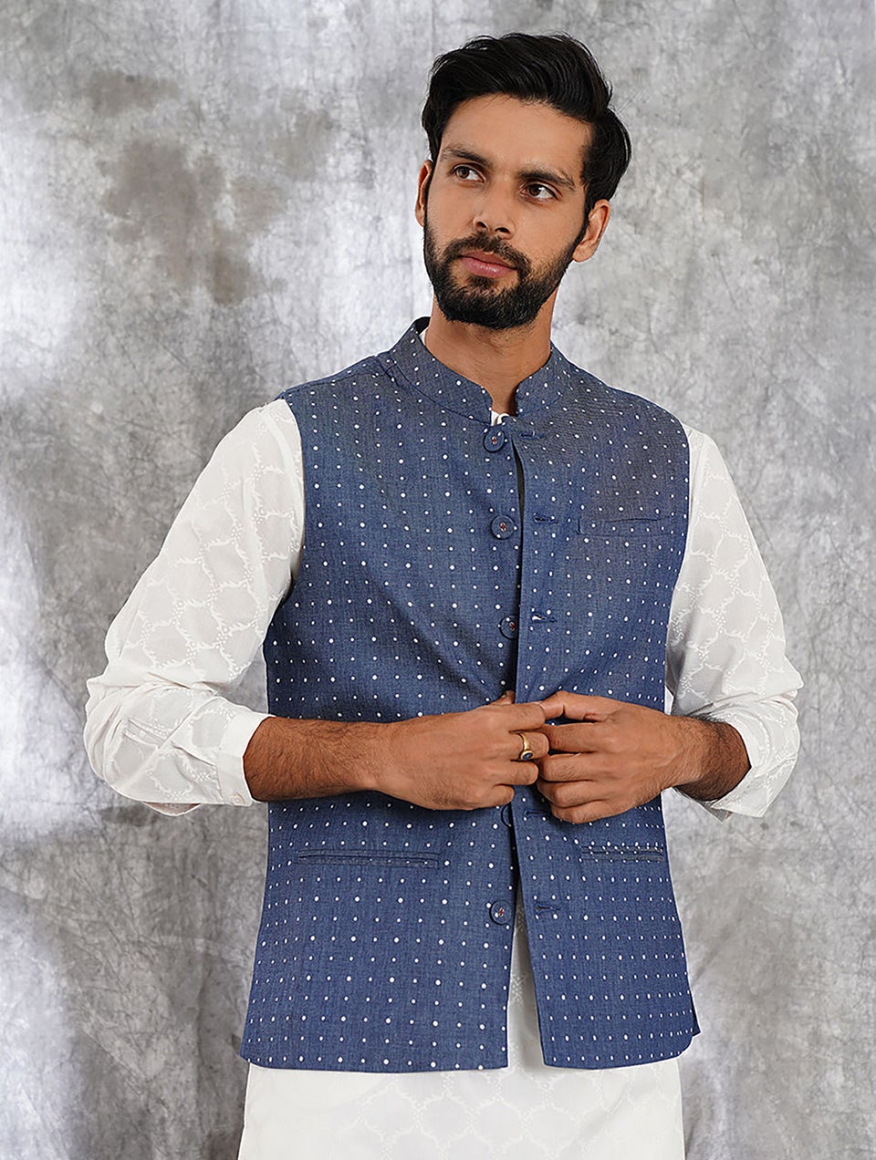Men Blue Denim Printed Mandarin Collar Regular Fit Jacket - 38