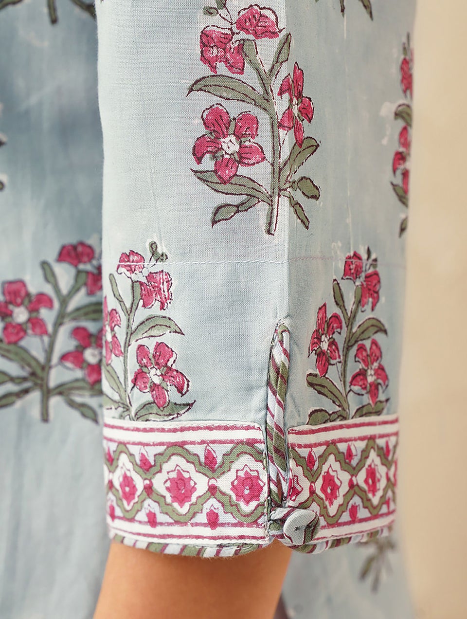 Women Blue Cotton Block Print Round Neck Straight Fit Kurta - XS