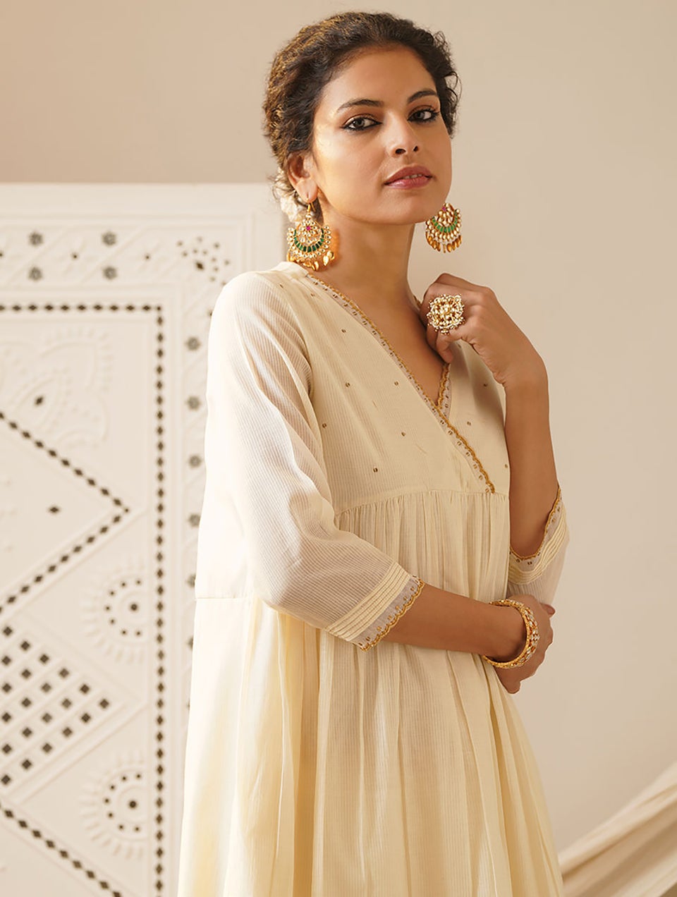 Women Ivory Cotton Silk Embroidered V Neck A Line Kurta With Pant - XS