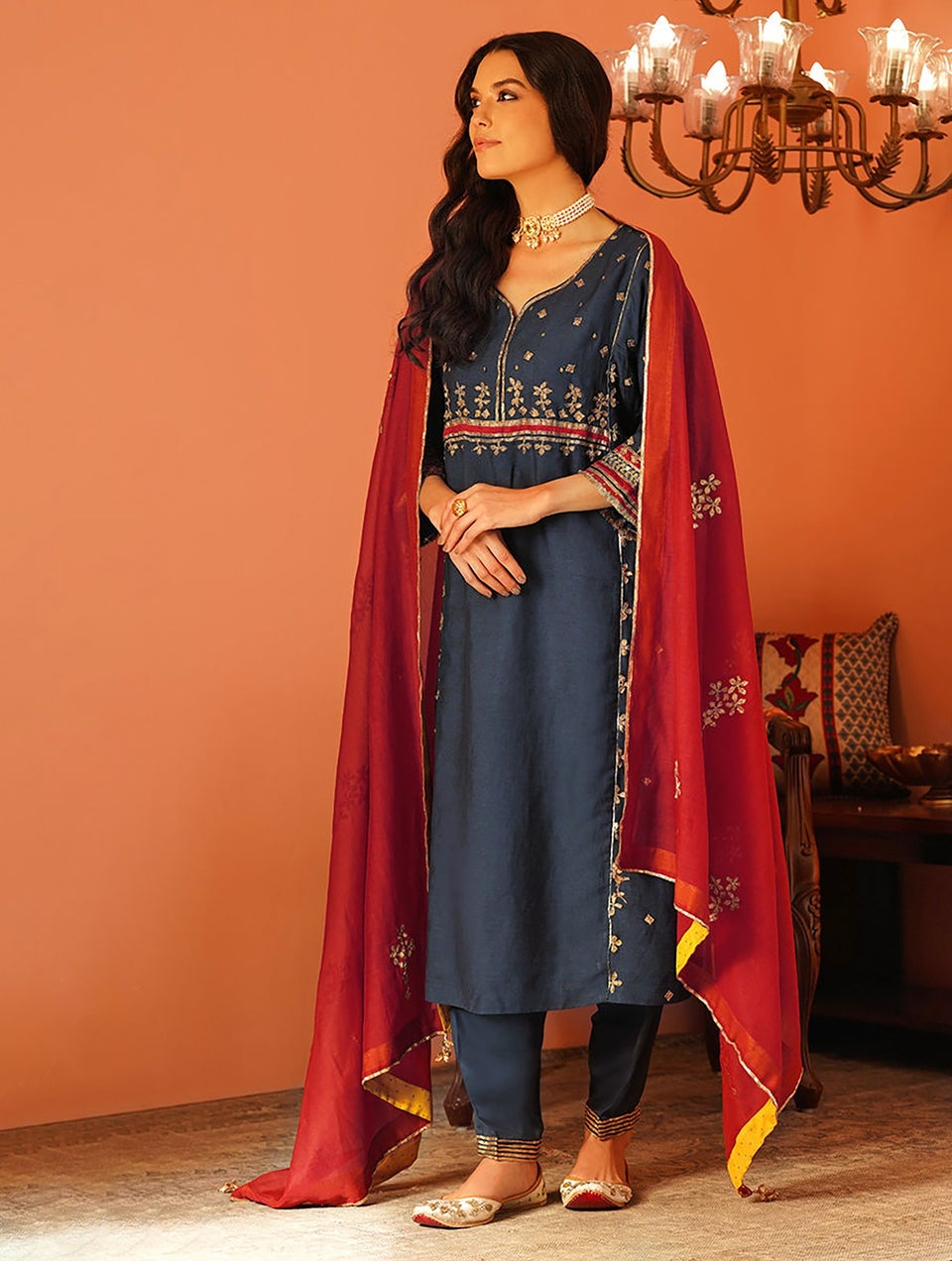 Women Navy Blue Viscose Linen Gota Patti Round Neck Straight Kurta With Salwar - M