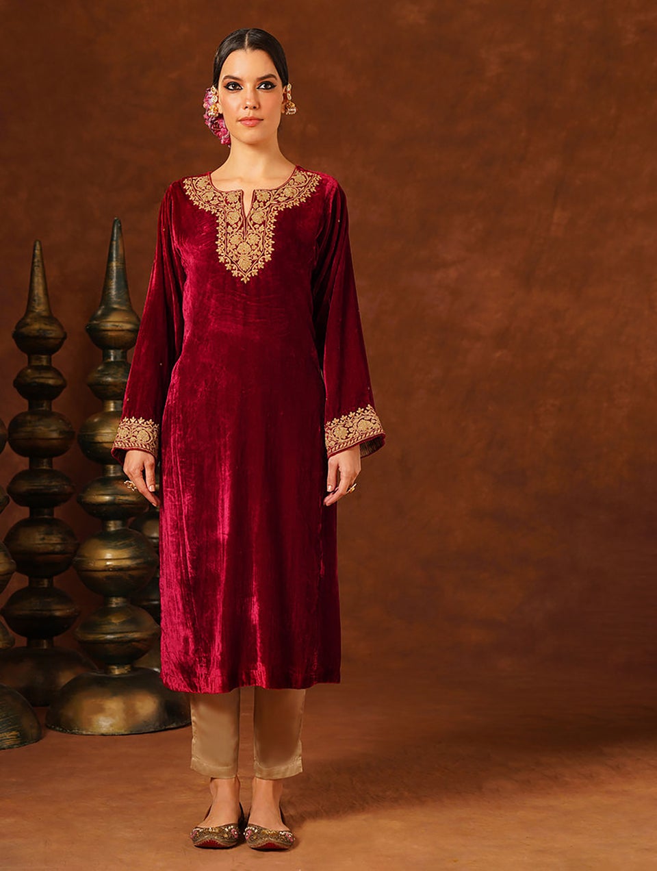 Women Maroon Red Velvet Embroidered Round Neck Straight Fit Kurta - M