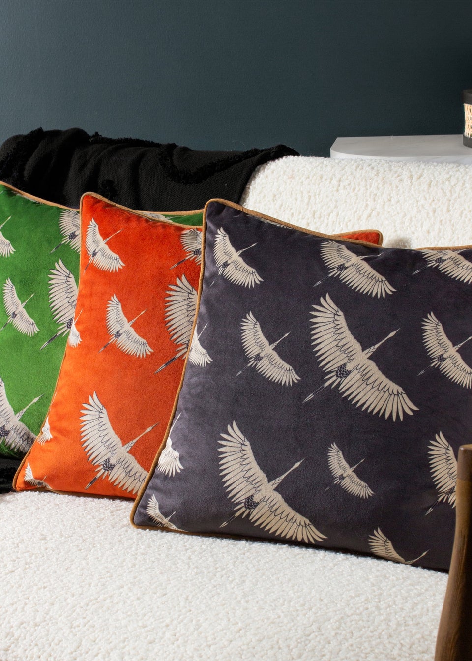 furn. Avalon Birds Filled Cushion (43cm x 43cm x 8cm)