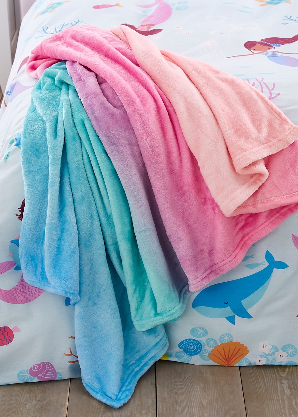 Catherine Lansfield Mermaid Cosy Fleece 130x170cm Blanket Throw