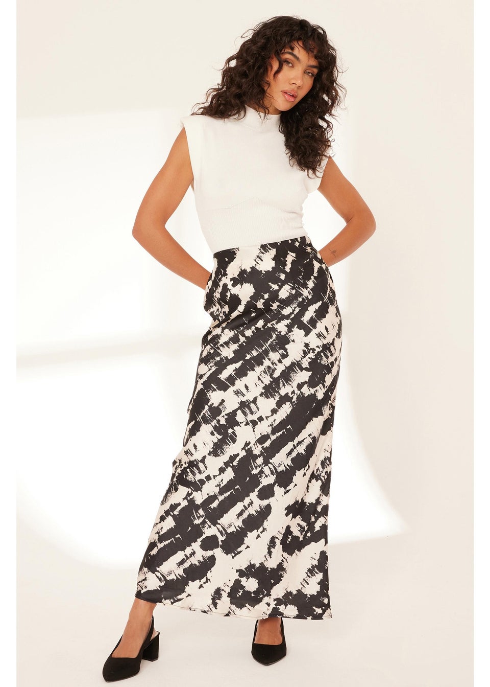 Quiz Black Satin Aztec Print Midaxi Skirt Matalan