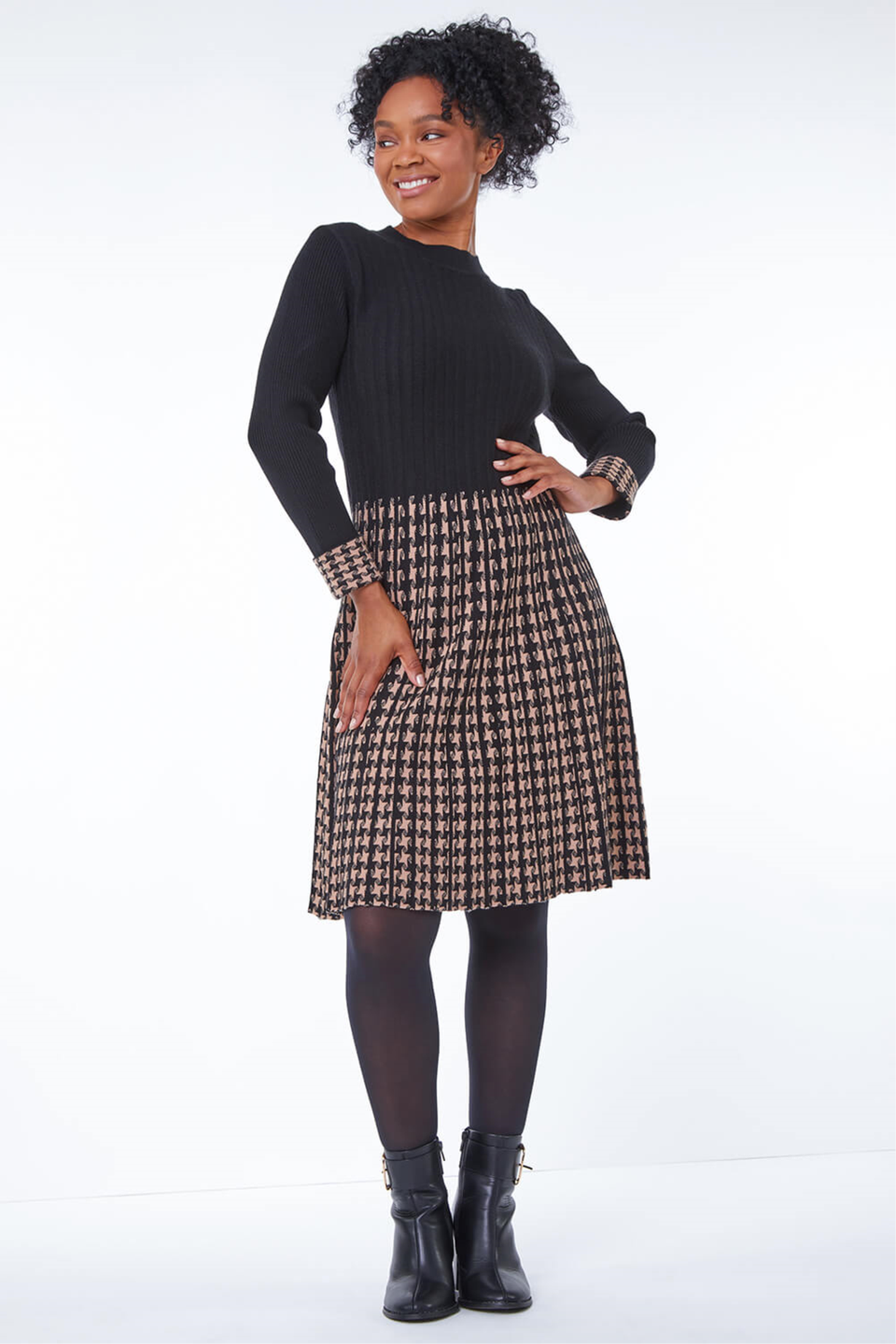 Roman Petite Black Contrast Knitted Jumper Dress