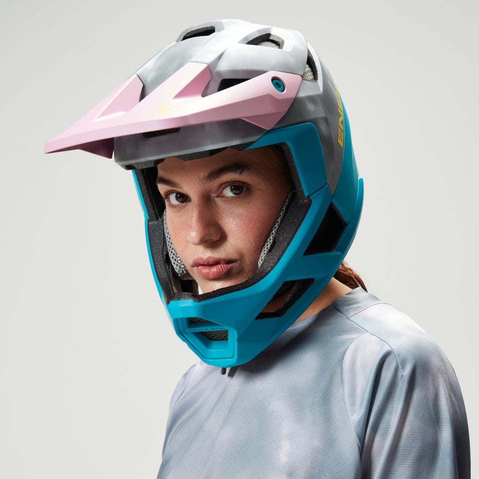 Full face helmet mips shop
