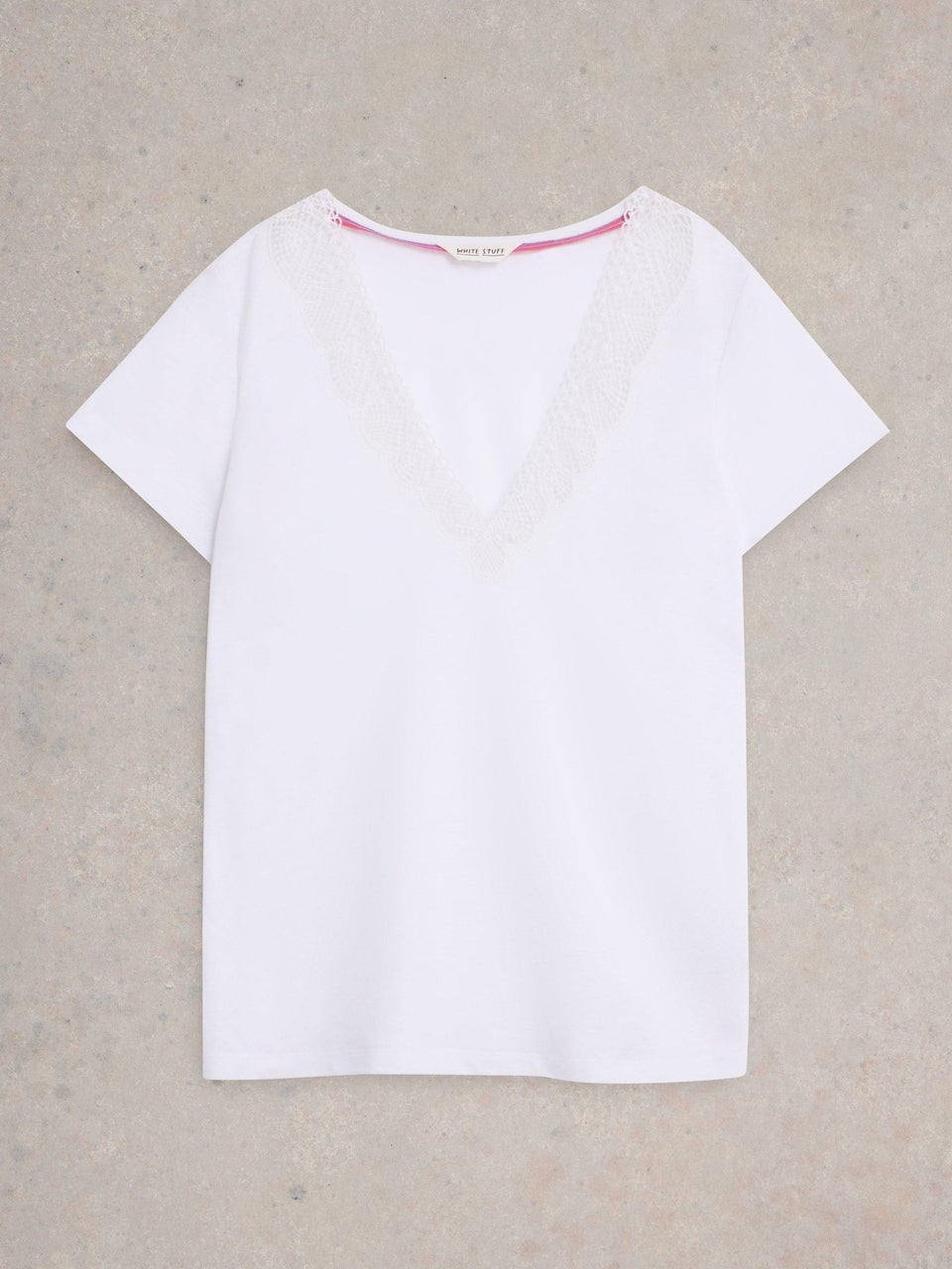 Ellie T-Shirt mit Spitzenbesatz