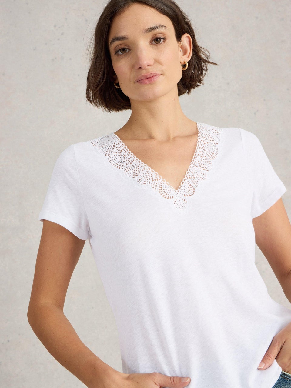 Ellie T-Shirt mit Spitzenbesatz
