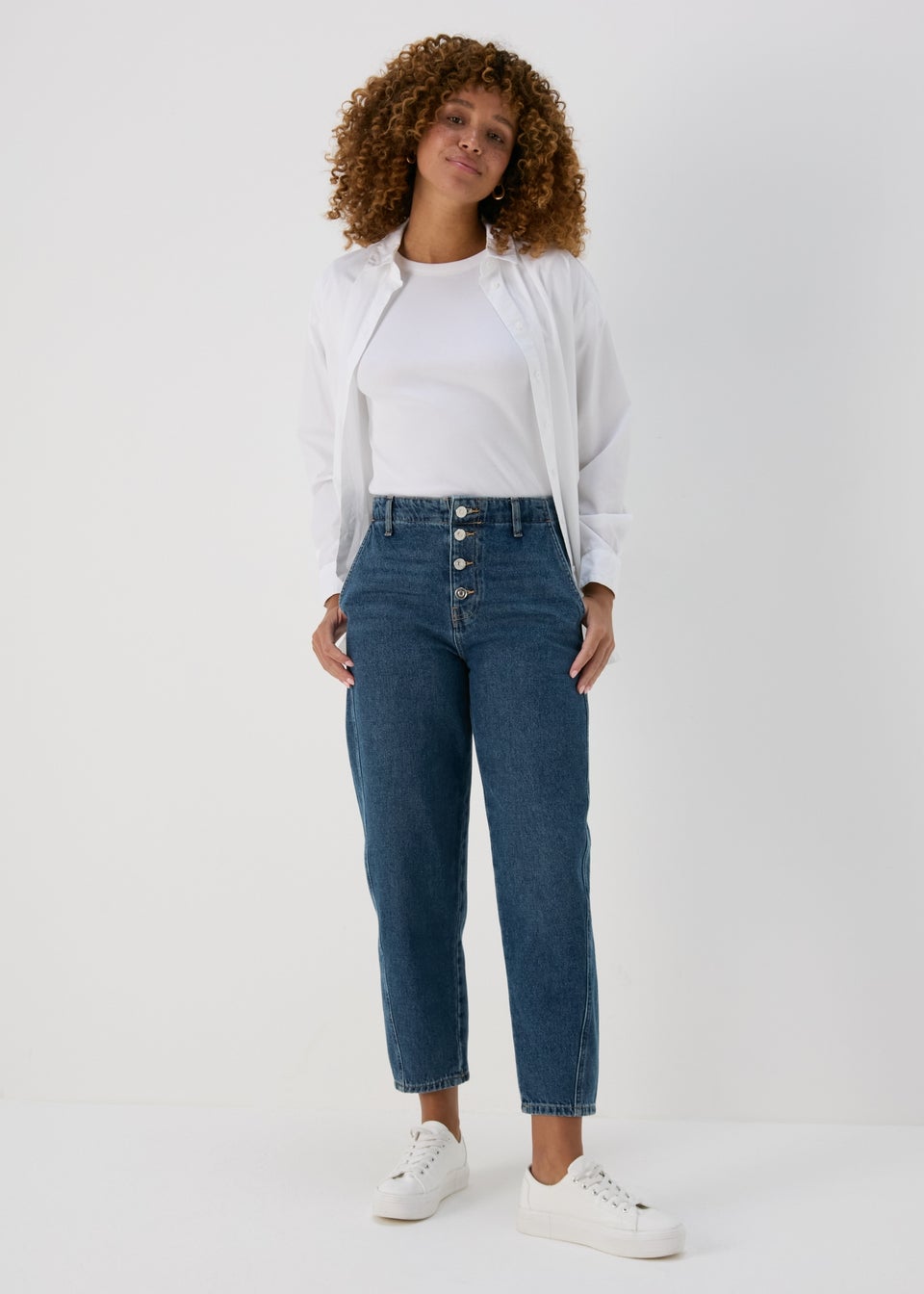 Mid Wash Barrel Leg Mom Jeans