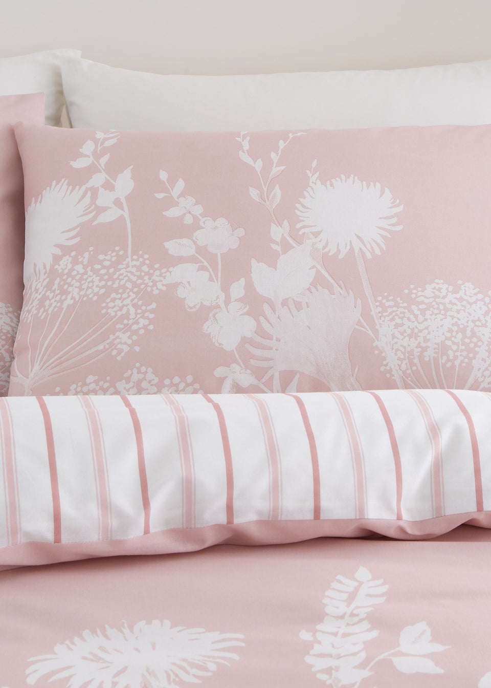 Catherine Lansfield Meadowsweet Floral Reversible Duvet Cover Set