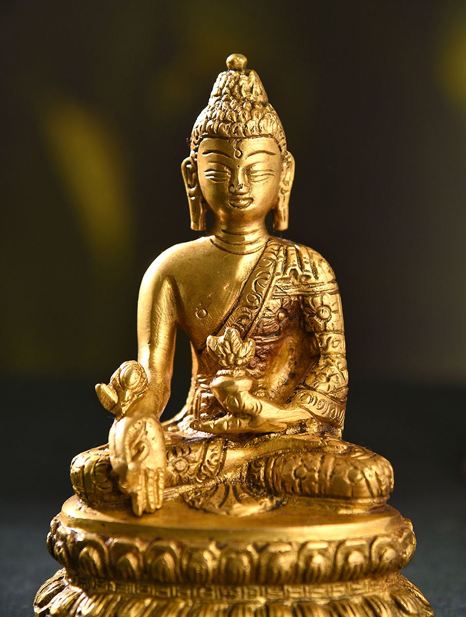 Unisex Brass Handcrafted Buddha (L-3in, W-4in, H-5.6in)