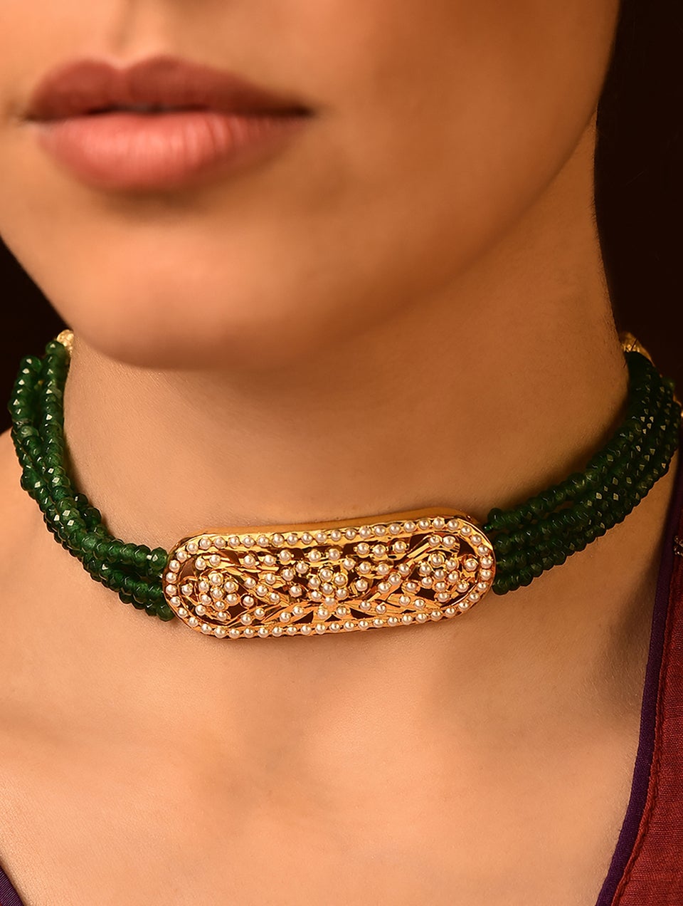 Women Gold Tone Jadau Necklace