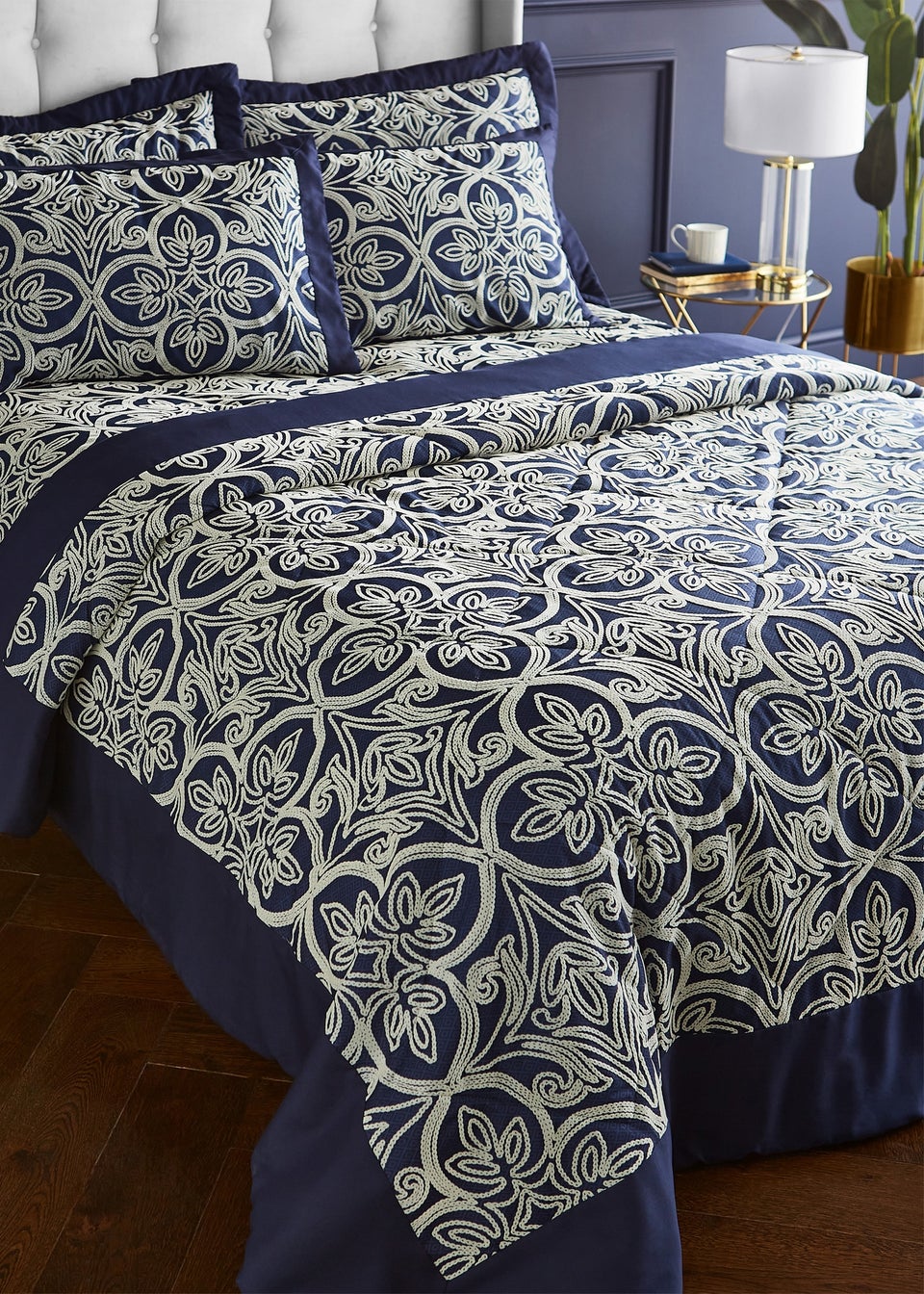 Catherine Lansfield Flock Trellis Bedspread (220x230cm)