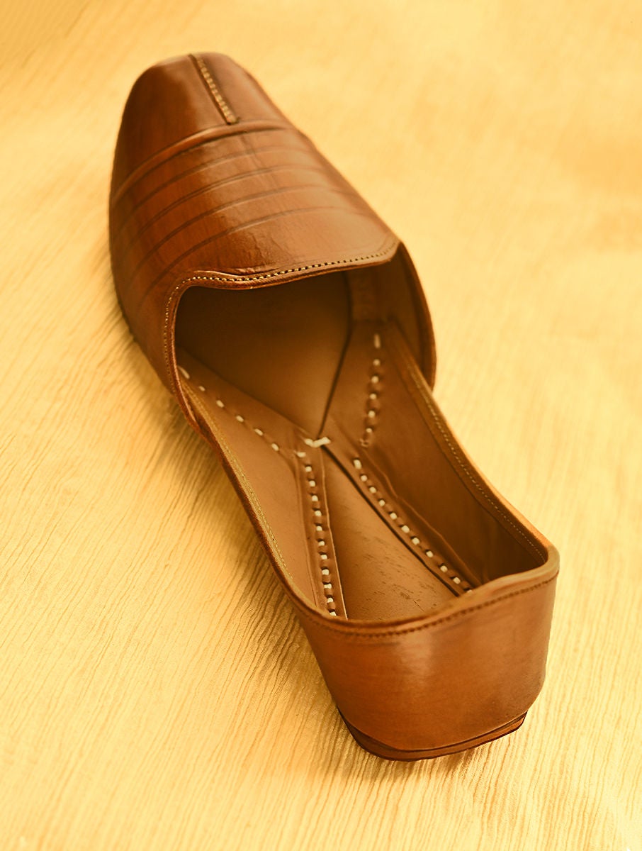 Men Brown Handcrafted Leather Juttis For Men - 7