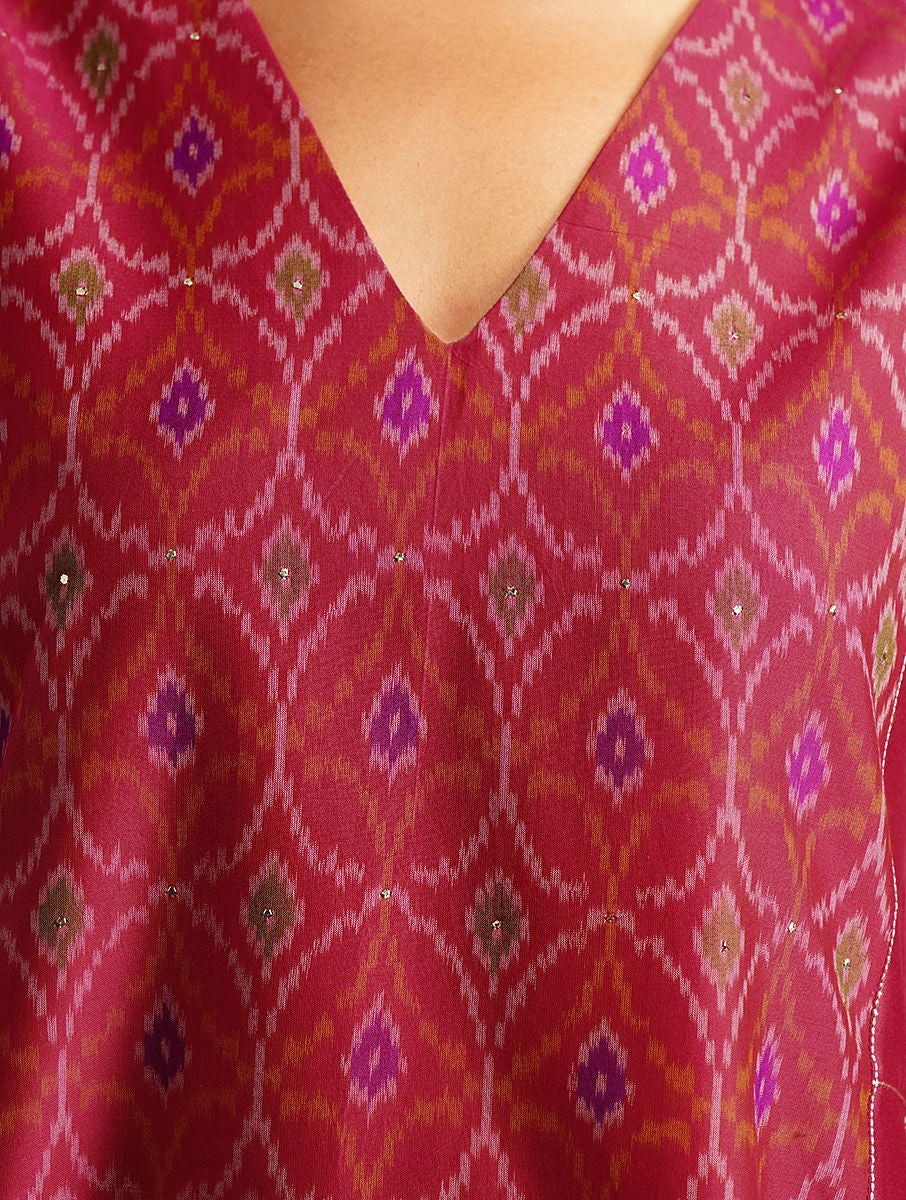 Women Pink Cotton Silk Hand Woven V Neck Flared Kurta - S