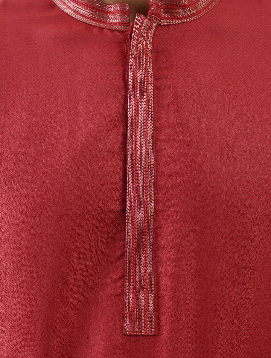 Men Red Silk Viscose Mandarin Collar Regular Fit Kurta - 38