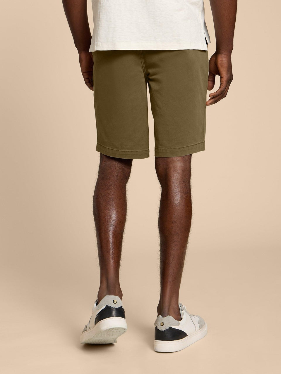 Chino-Shorts aus Bio-Baumwolle