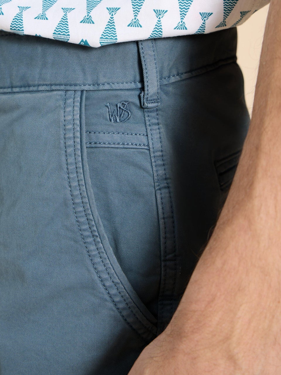 Chino-Shorts aus Bio-Baumwolle