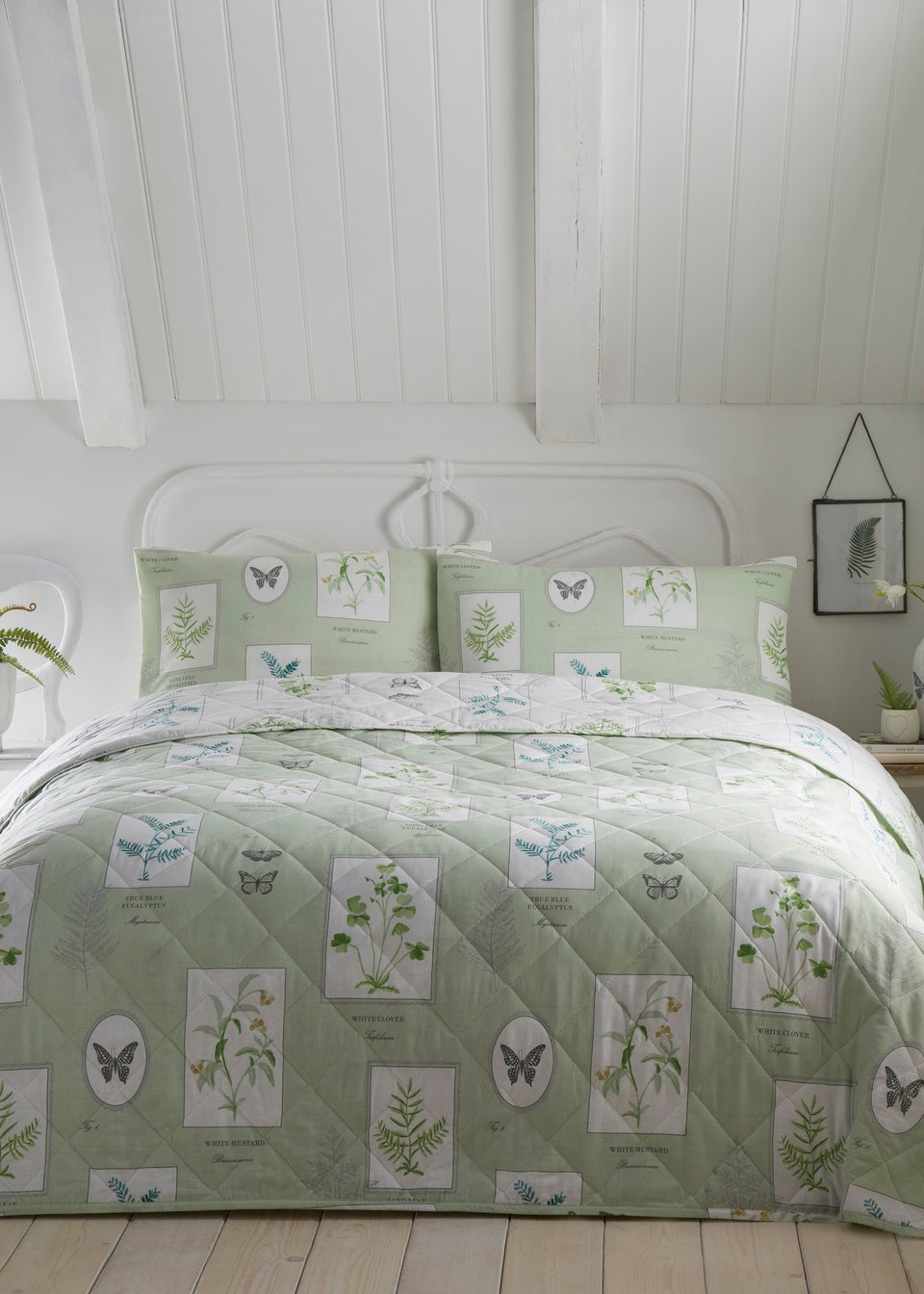 Dreams & Drapes Design Floral Garden Green Bedspread