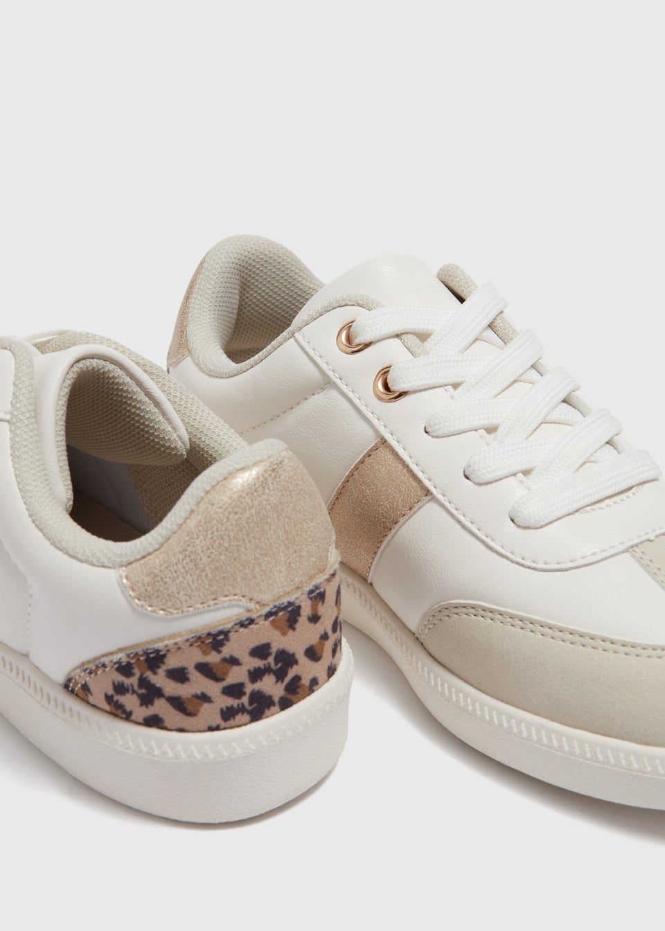 Girls white daps online
