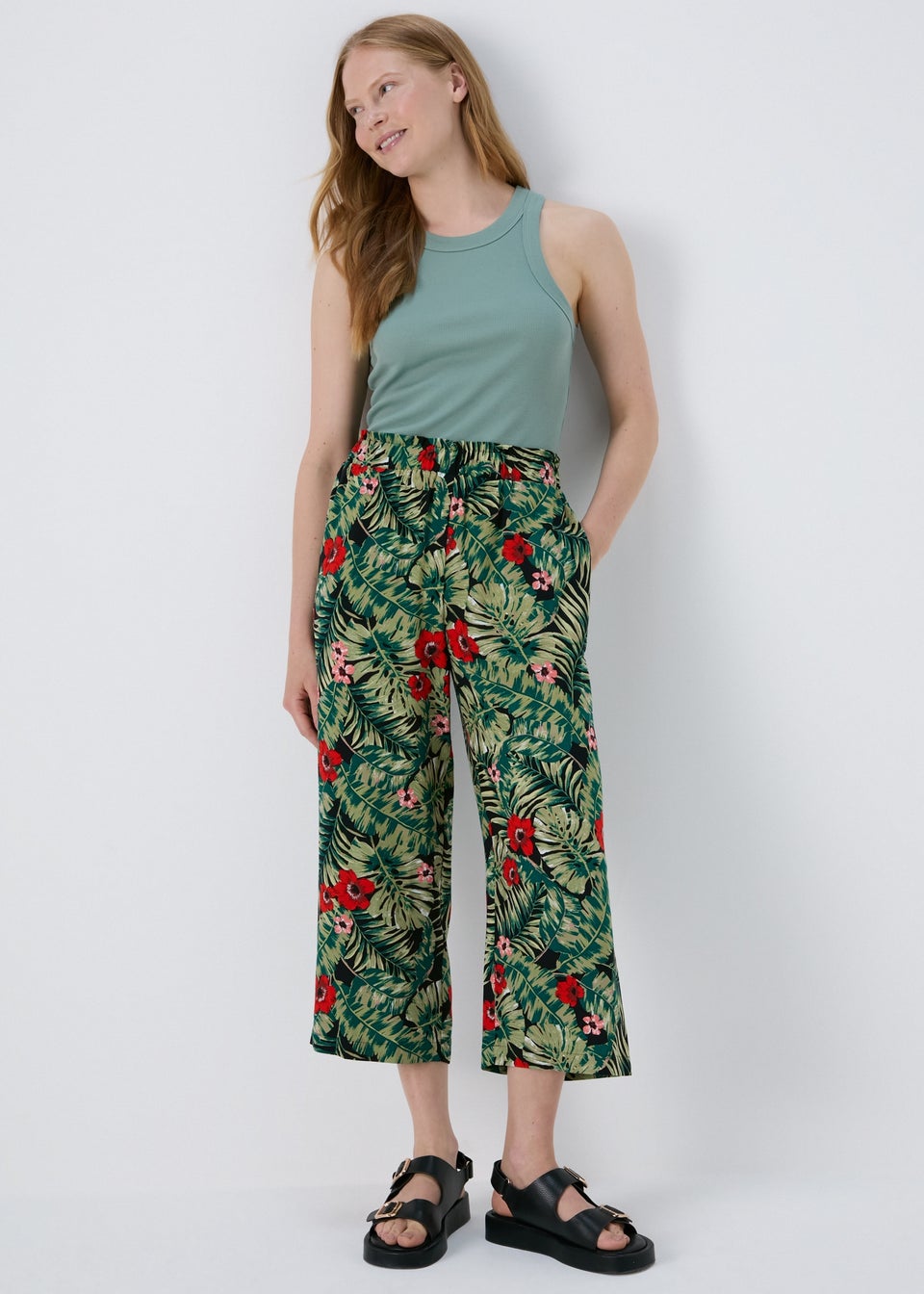 Black Floral Wide Leg Crop Trousers Matalan