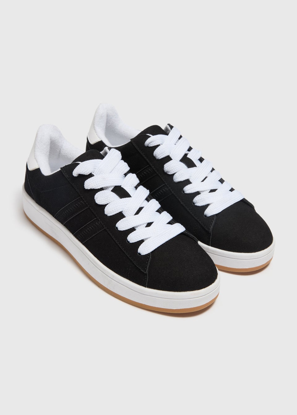 Black trainers white stripe clearance